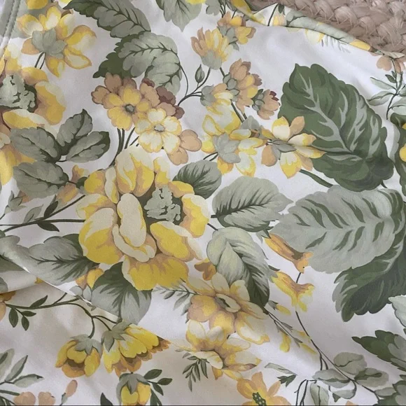 NWT Antonio Melani Floral Ruffle Halter One Piece Swimsuit - Picture 6 of 6